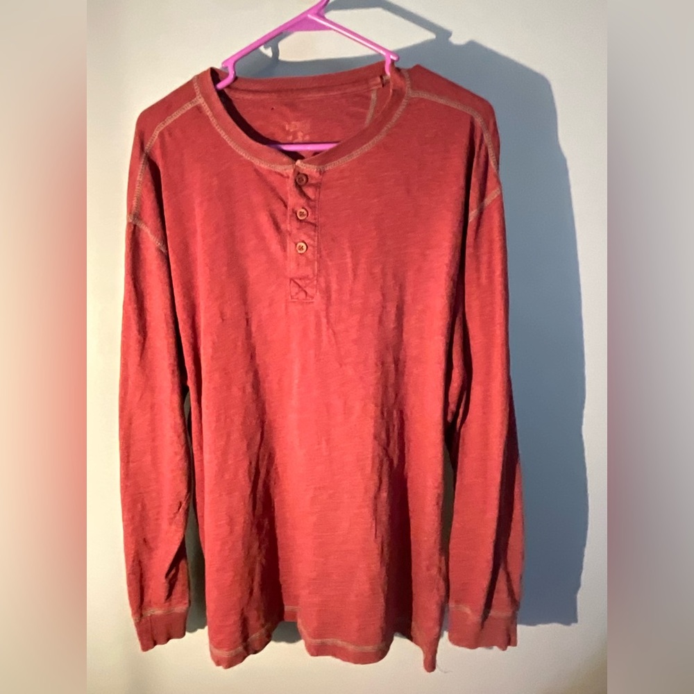 Men’s Burgundy Red Head Large long sleeve shirt